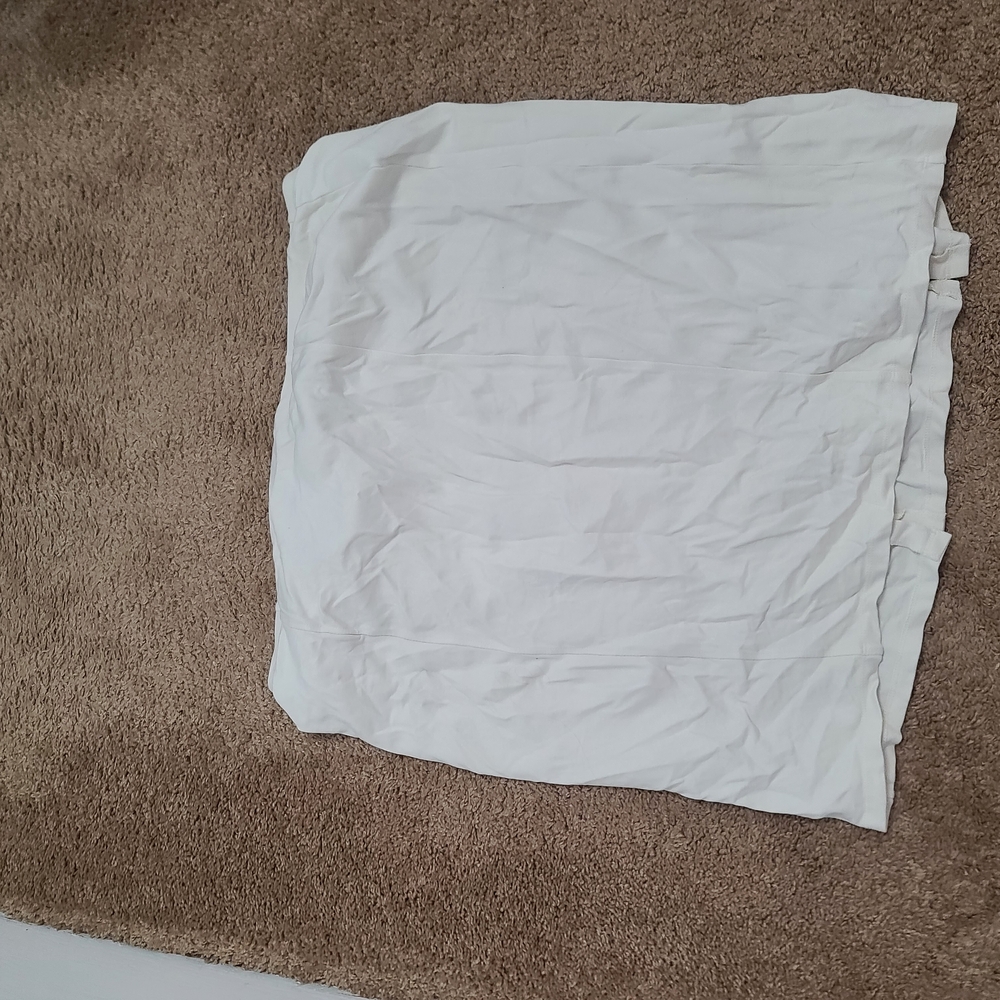 Elegant White Women's Skirt